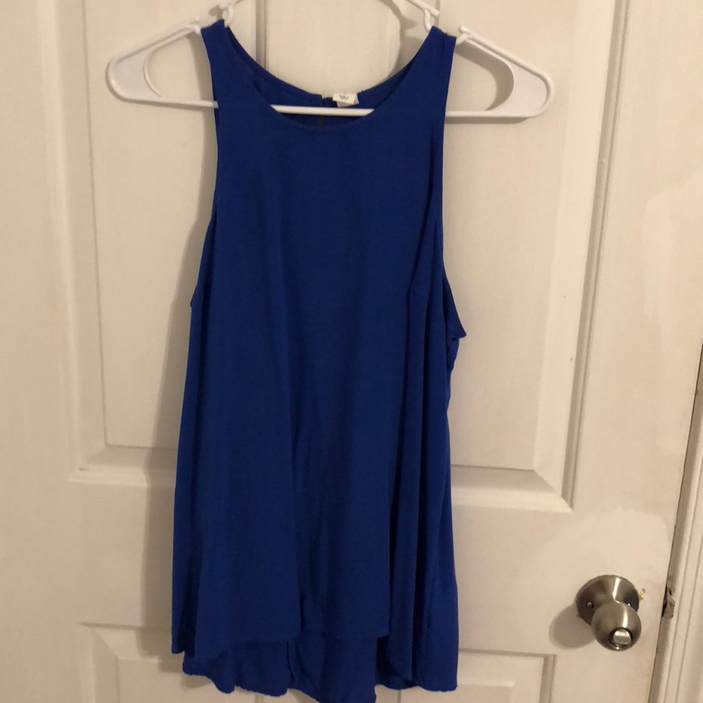 Old navy tank